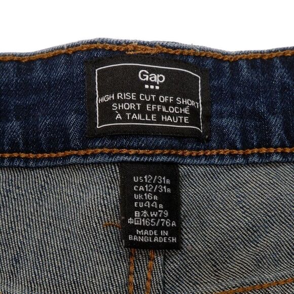 Gap High Rise Cut Off Shorts Size 12 Womens Blue Denim Measures W33 Inseam 2.5 - Picture 3 of 6